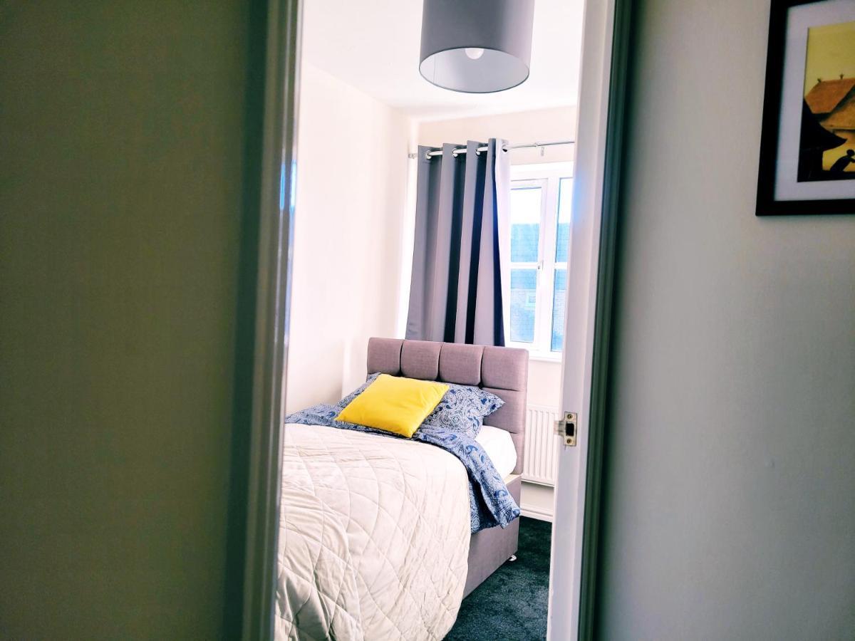 Modern 2 Bed House- Free Parking And Close To The Centre Бристоль Экстерьер фото