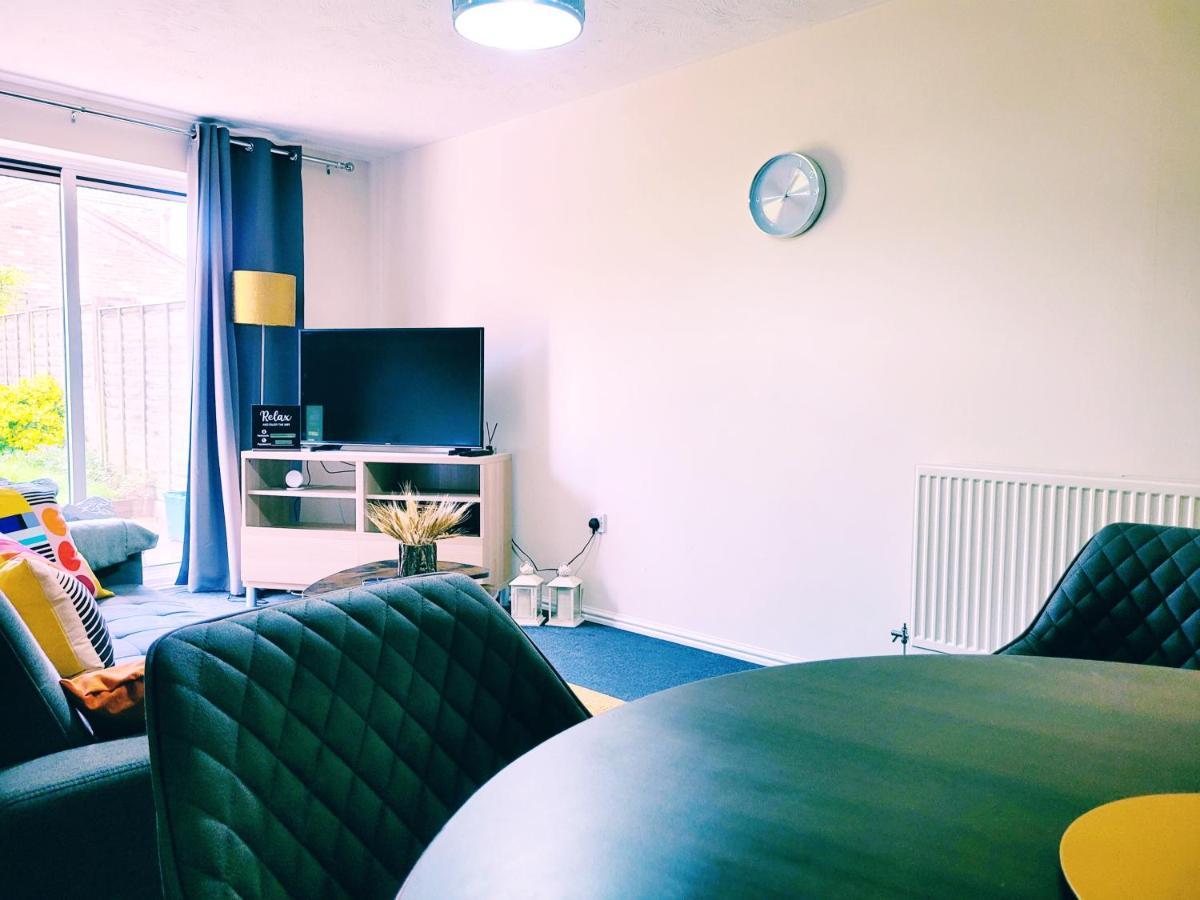 Modern 2 Bed House- Free Parking And Close To The Centre Бристоль Экстерьер фото