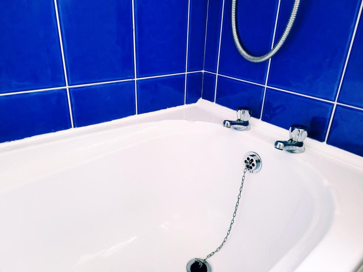 Modern 2 Bed House- Free Parking And Close To The Centre Бристоль Экстерьер фото