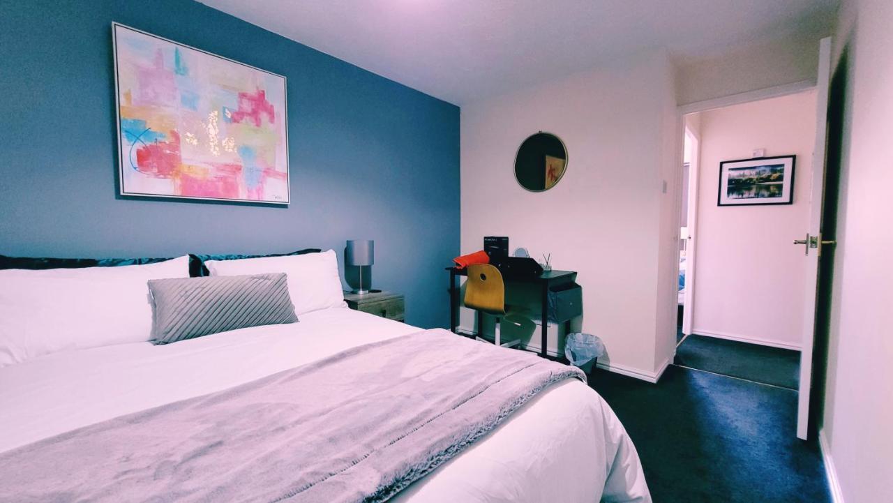 Modern 2 Bed House- Free Parking And Close To The Centre Бристоль Экстерьер фото